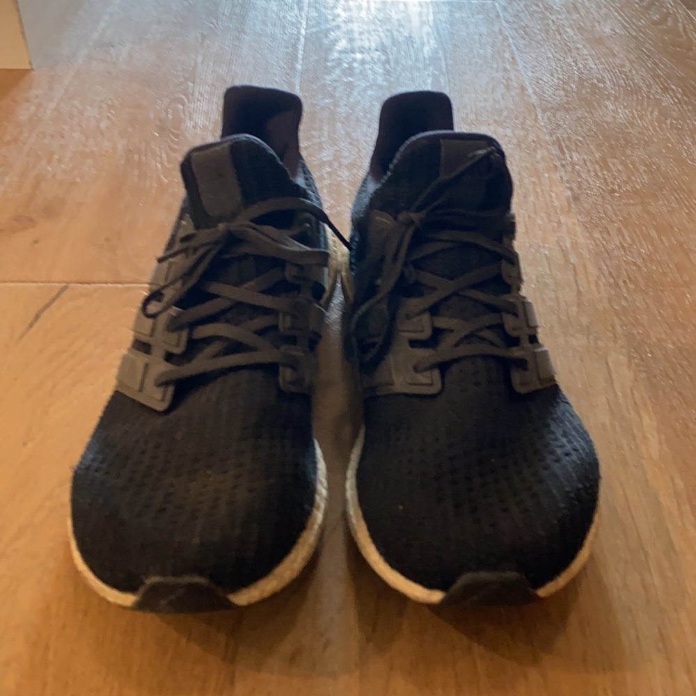 Men's adiadas ultraboost - Picture 3 of 5